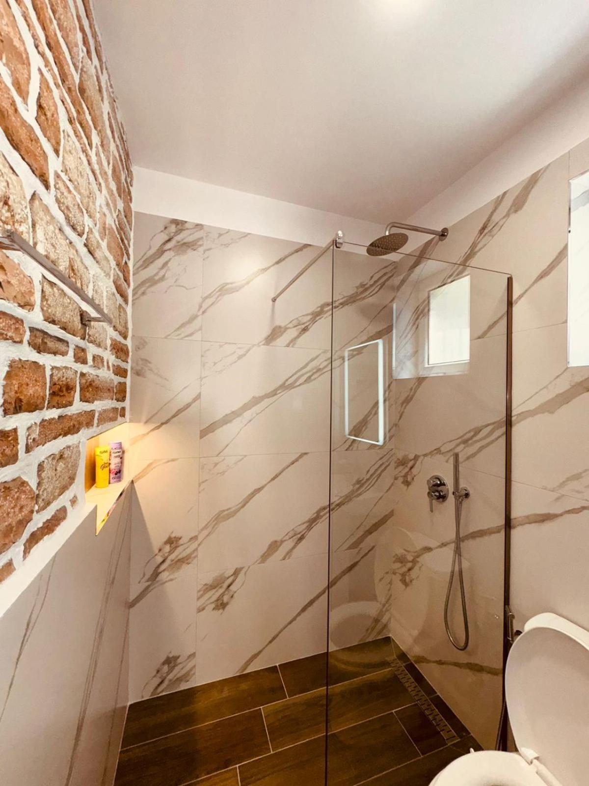 Orfeu Apartments Ksamil Luaran gambar
