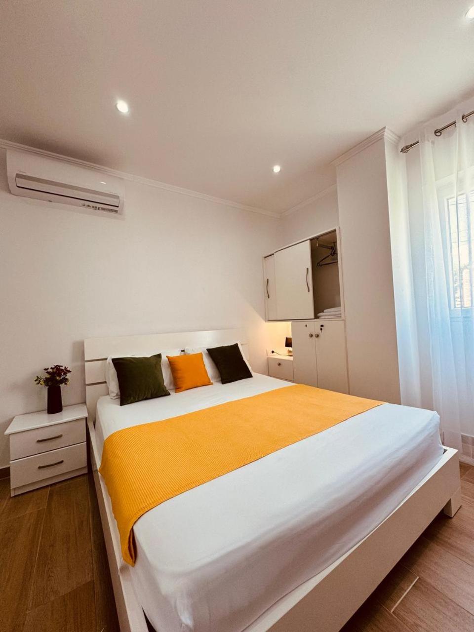 Orfeu Apartments Ksamil Luaran gambar