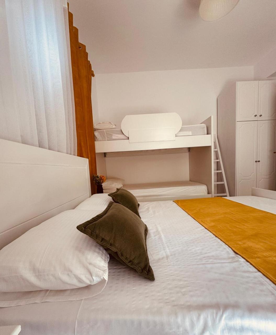 Orfeu Apartments Ksamil Luaran gambar