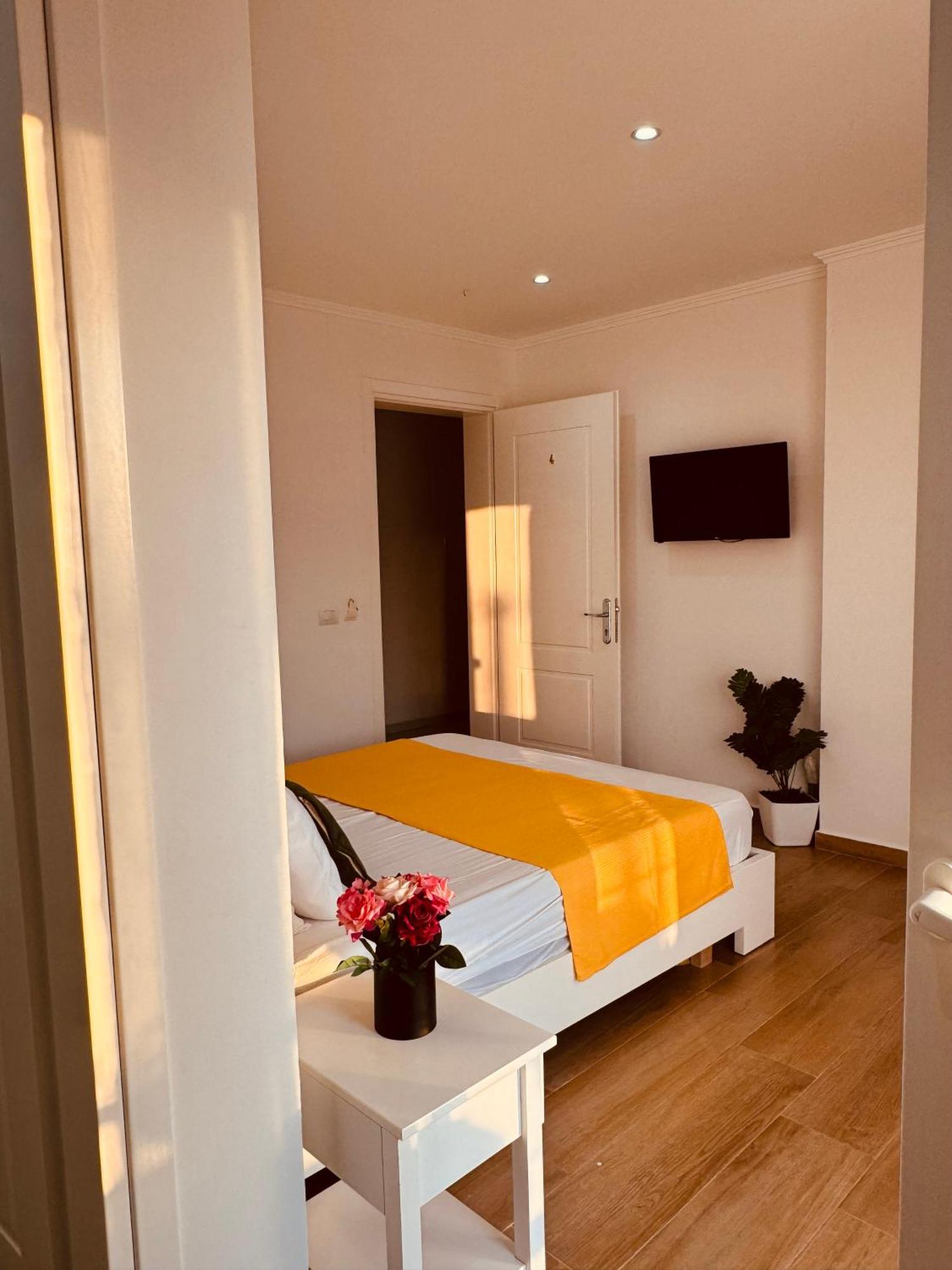 Orfeu Apartments Ksamil Luaran gambar