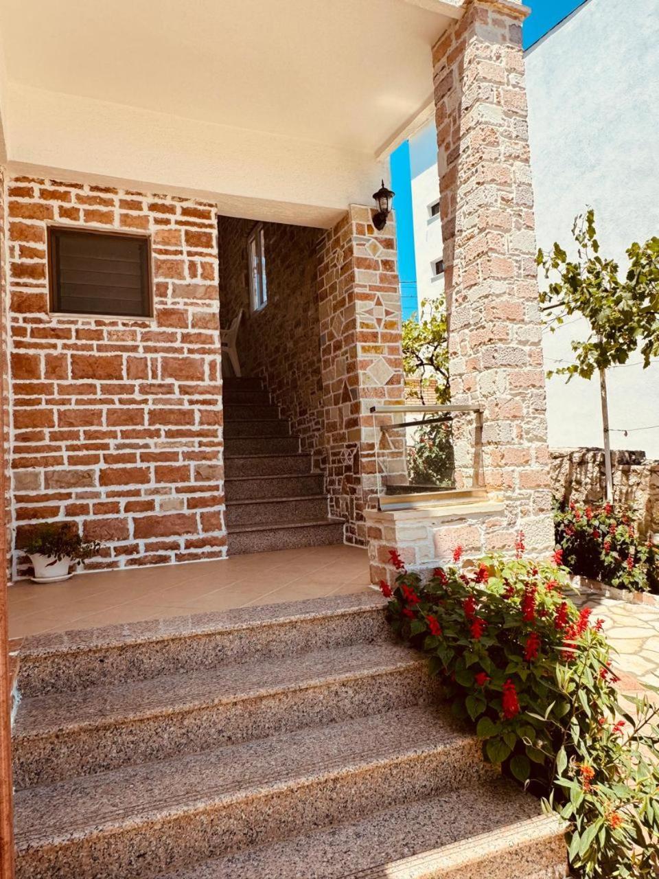 Orfeu Apartments Ksamil Luaran gambar